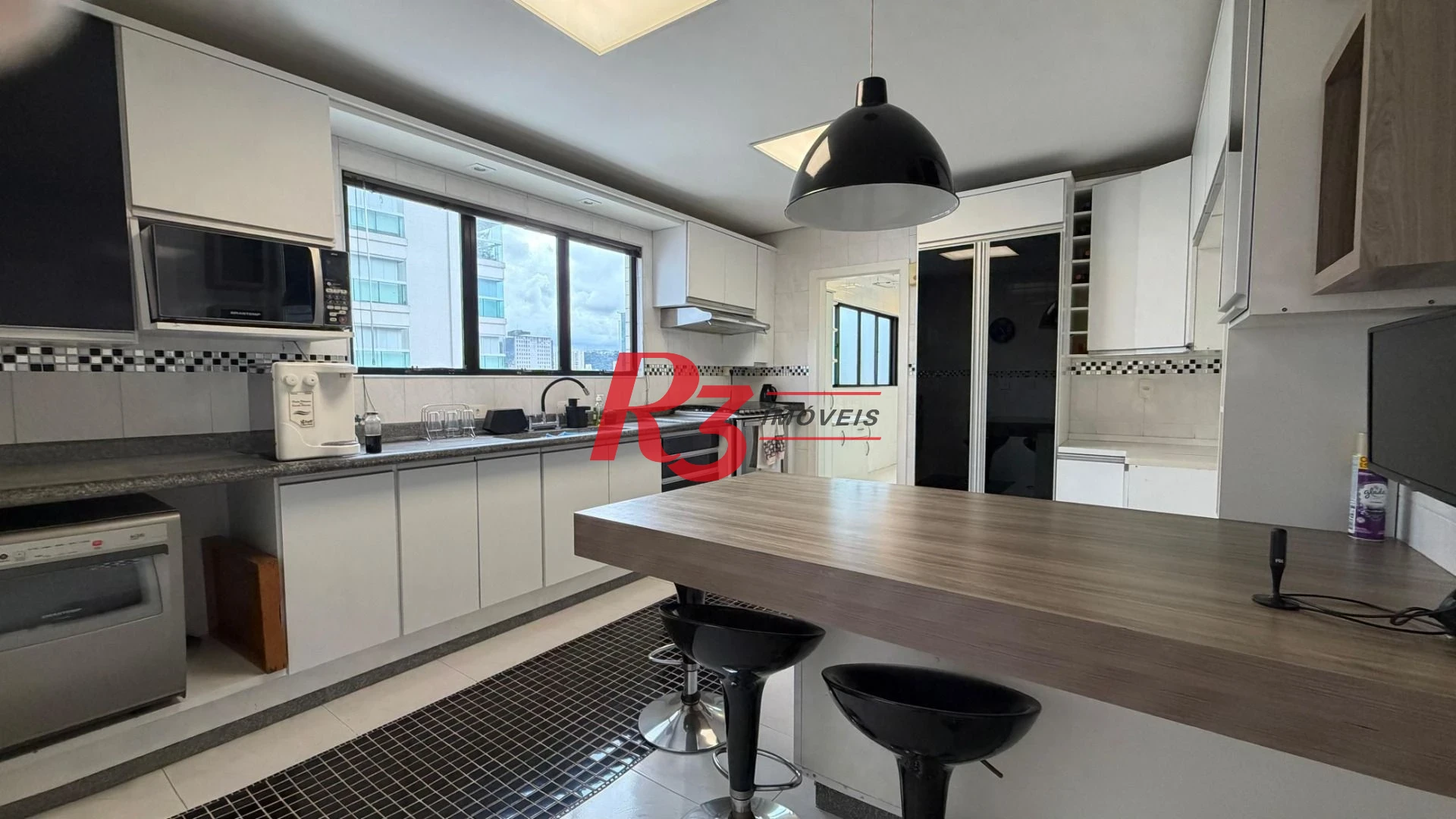 Apartamento com 4 dormitórios à venda, 184 m² por R$ 1.590.000,00 - Boqueirão - Santos/SP