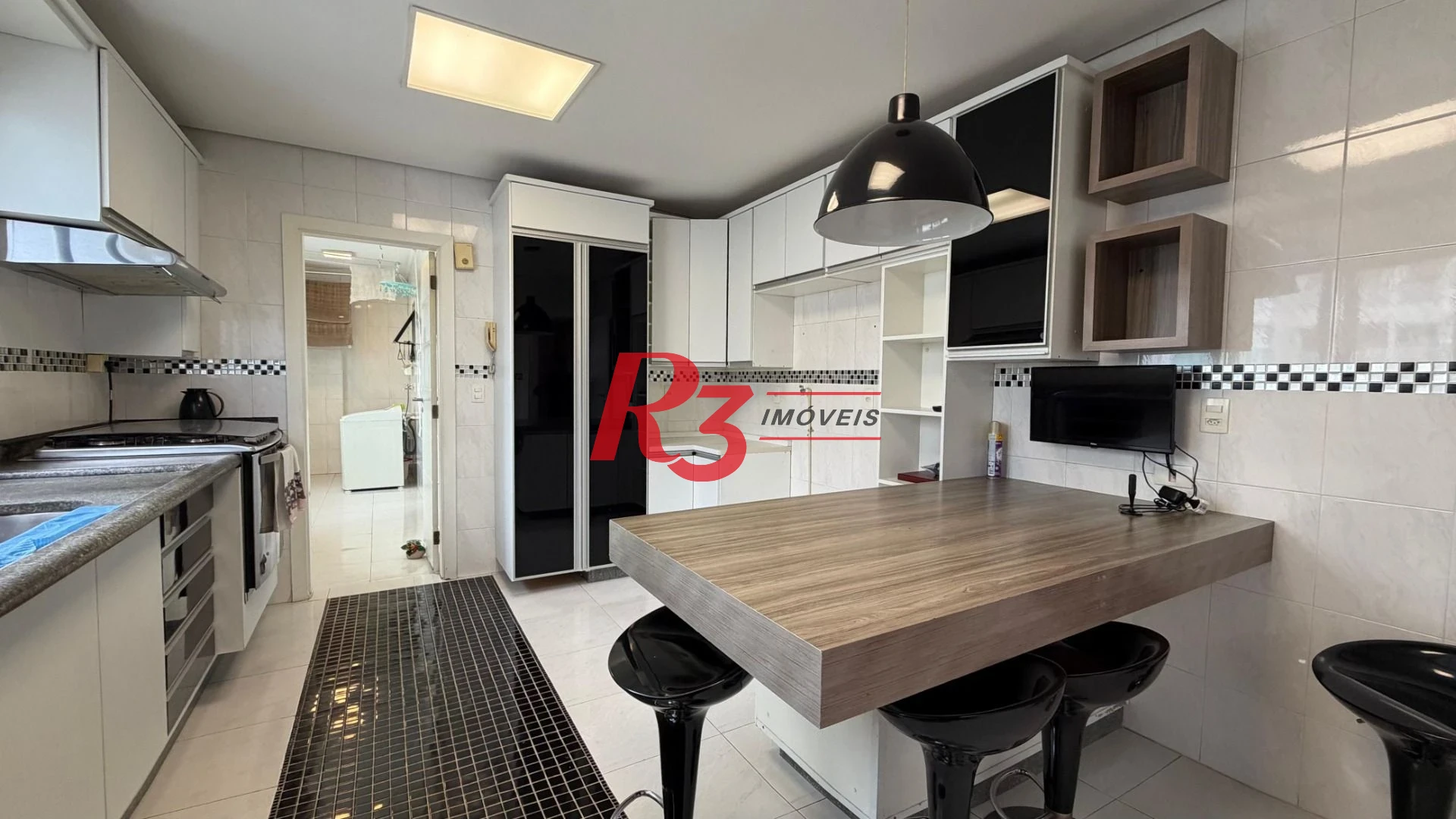 Apartamento com 4 dormitórios à venda, 184 m² por R$ 1.590.000,00 - Boqueirão - Santos/SP