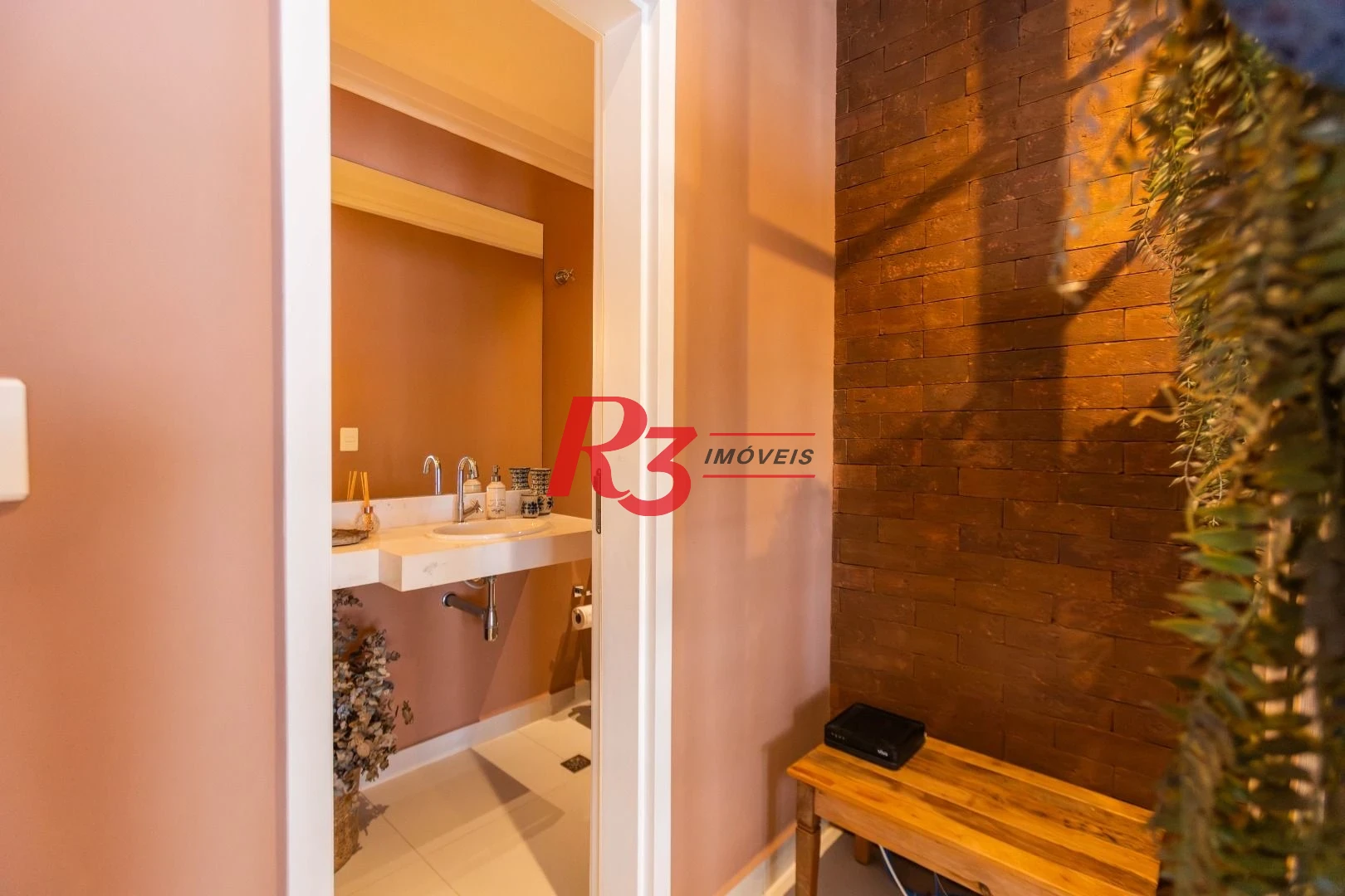 Apartamento com 3 dormitórios à venda, 155 m² por R$ 2.759.000,00 - Ponta da Praia - Santos/SP