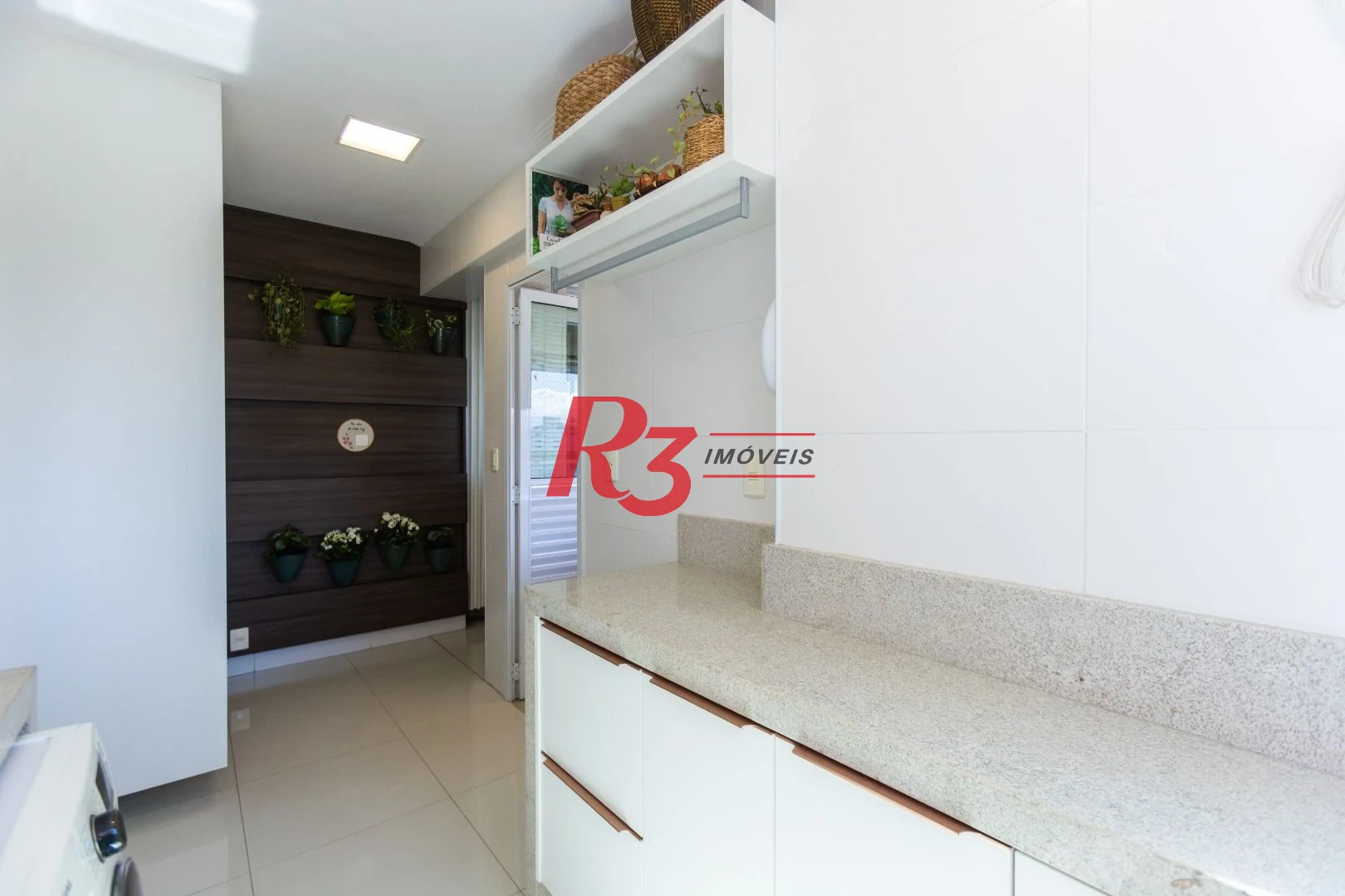Apartamento com 3 dormitórios à venda, 155 m² por R$ 2.759.000,00 - Ponta da Praia - Santos/SP