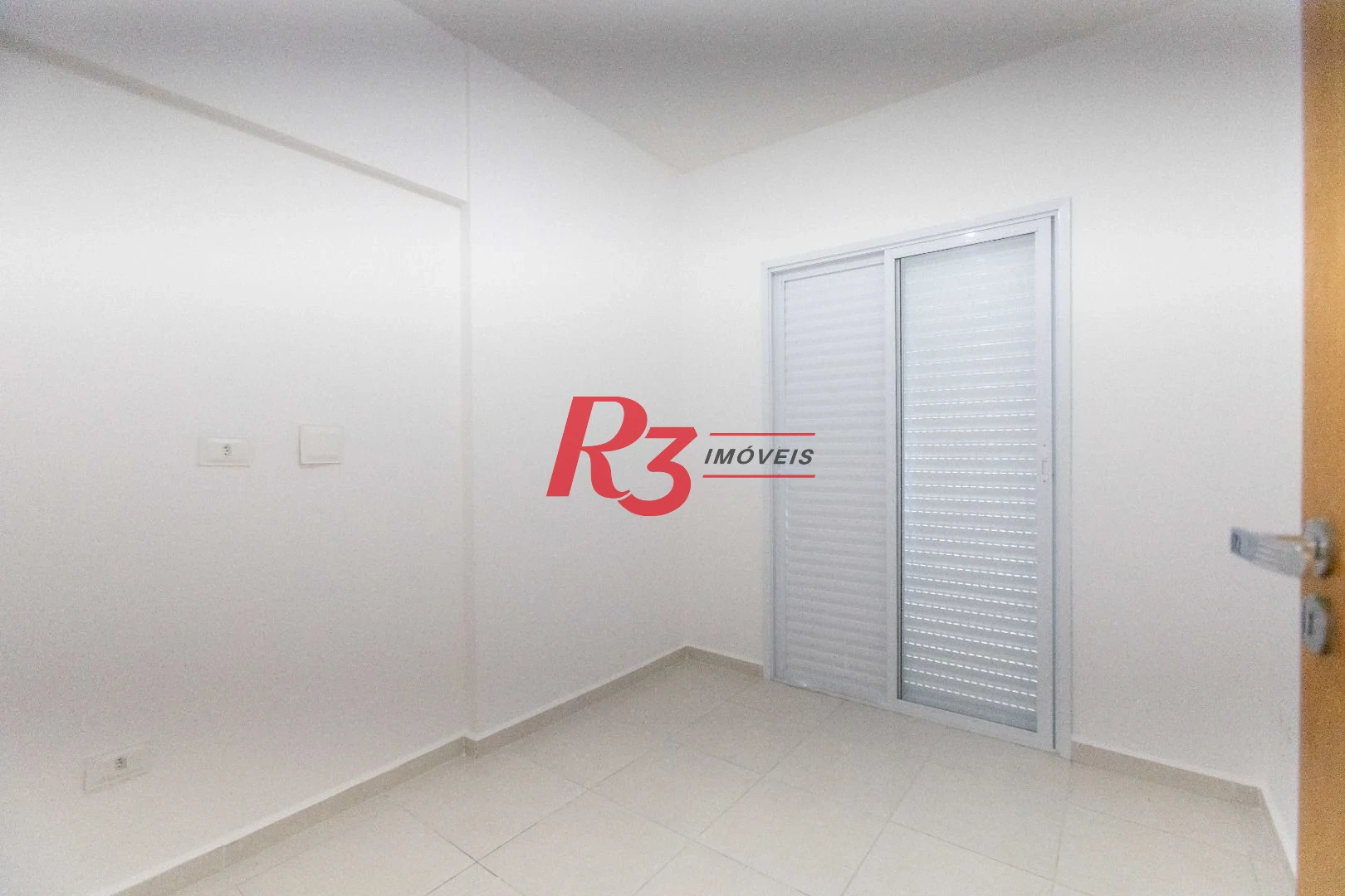 Apartamento com 2 dormitórios à venda, 61 m² por R$ 540.000,00 - Macuco - Santos/SP