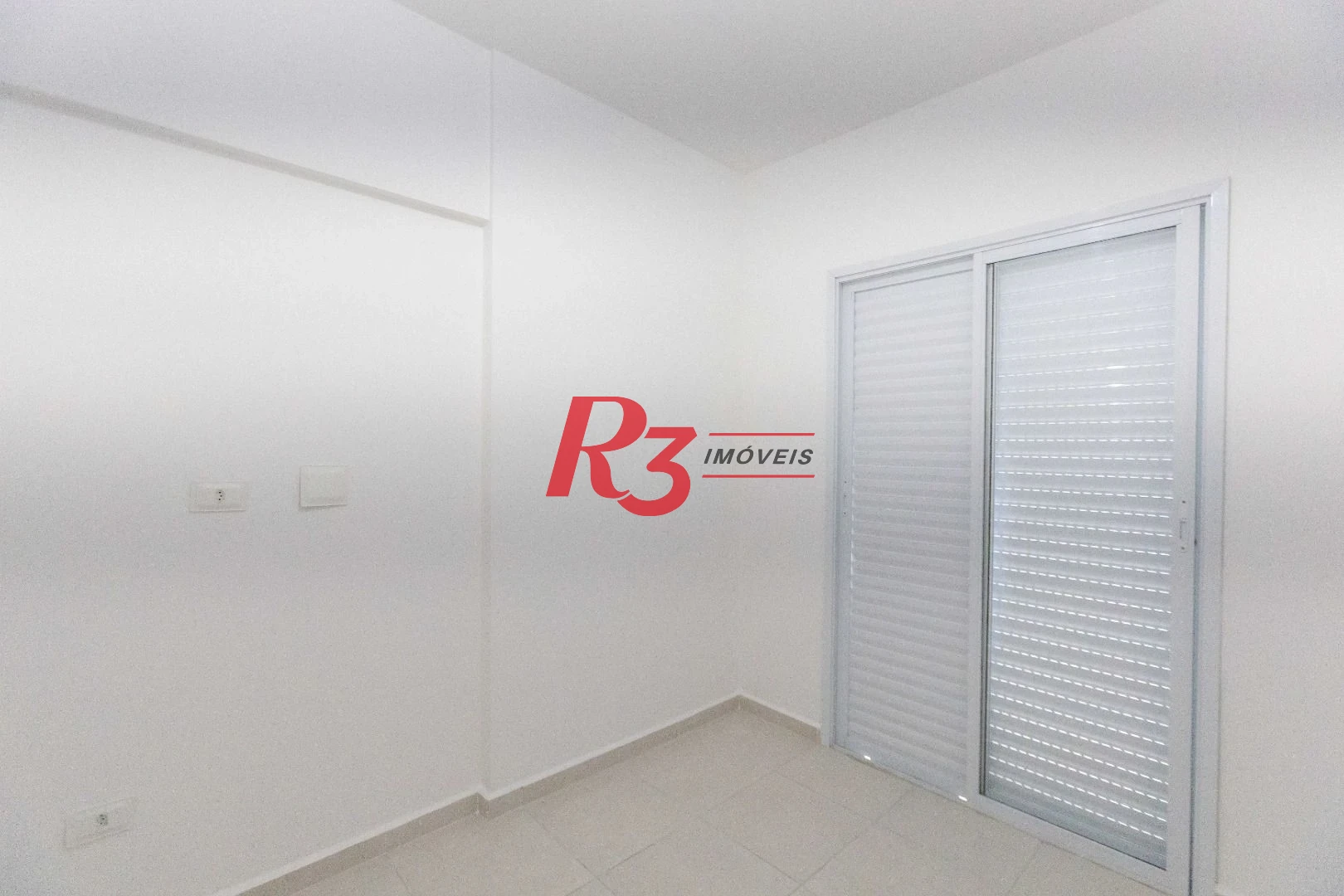 Apartamento com 2 dormitórios à venda, 61 m² por R$ 540.000,00 - Macuco - Santos/SP