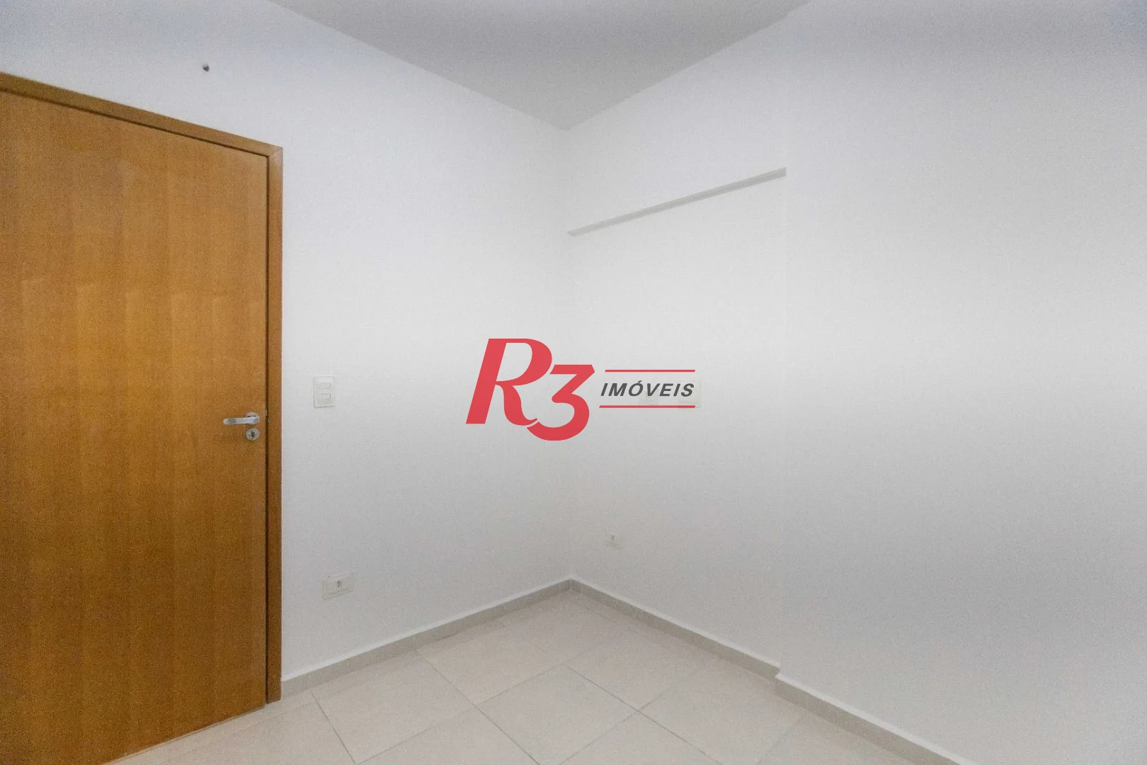 Apartamento com 2 dormitórios à venda, 61 m² por R$ 540.000,00 - Macuco - Santos/SP