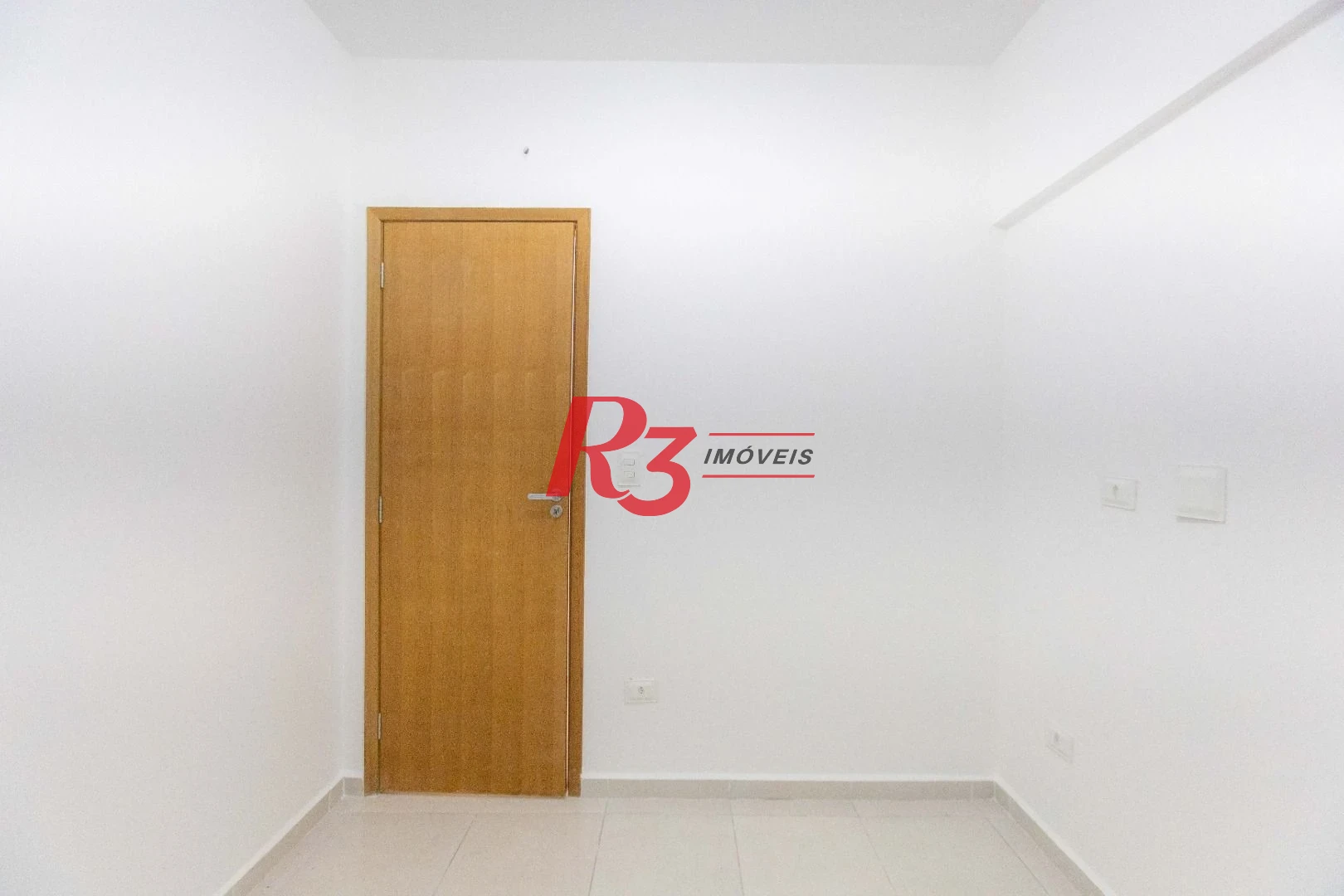 Apartamento com 2 dormitórios à venda, 61 m² por R$ 540.000,00 - Macuco - Santos/SP