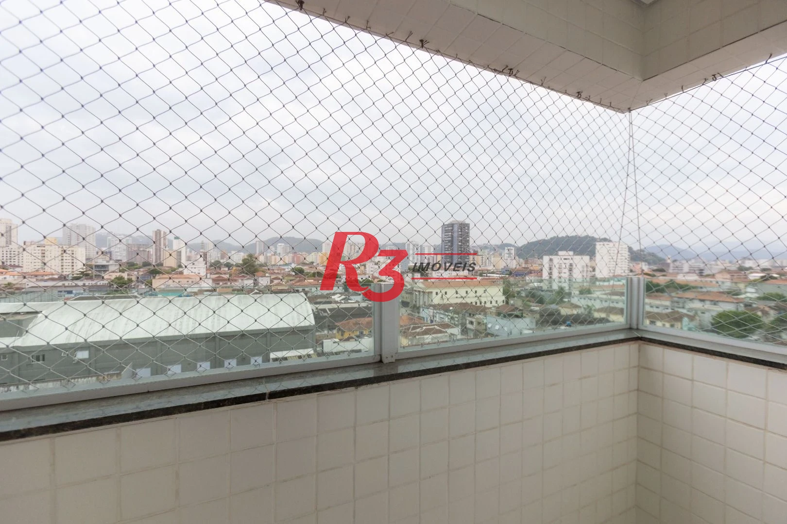 Apartamento com 2 dormitórios à venda, 61 m² por R$ 540.000,00 - Macuco - Santos/SP