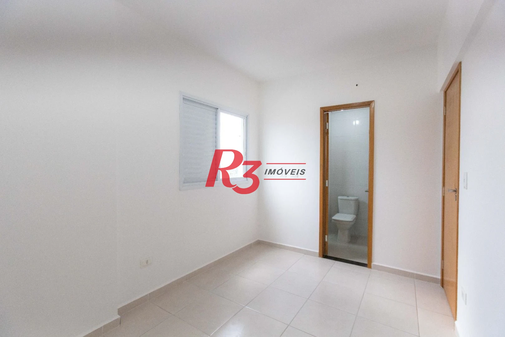 Apartamento com 2 dormitórios à venda, 61 m² por R$ 540.000,00 - Macuco - Santos/SP