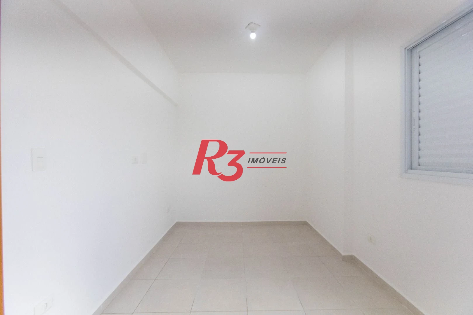 Apartamento com 2 dormitórios à venda, 61 m² por R$ 540.000,00 - Macuco - Santos/SP
