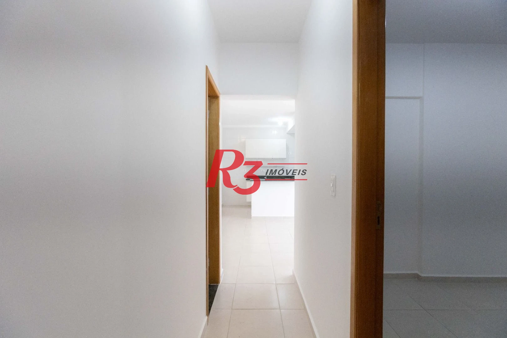 Apartamento com 2 dormitórios à venda, 61 m² por R$ 540.000,00 - Macuco - Santos/SP
