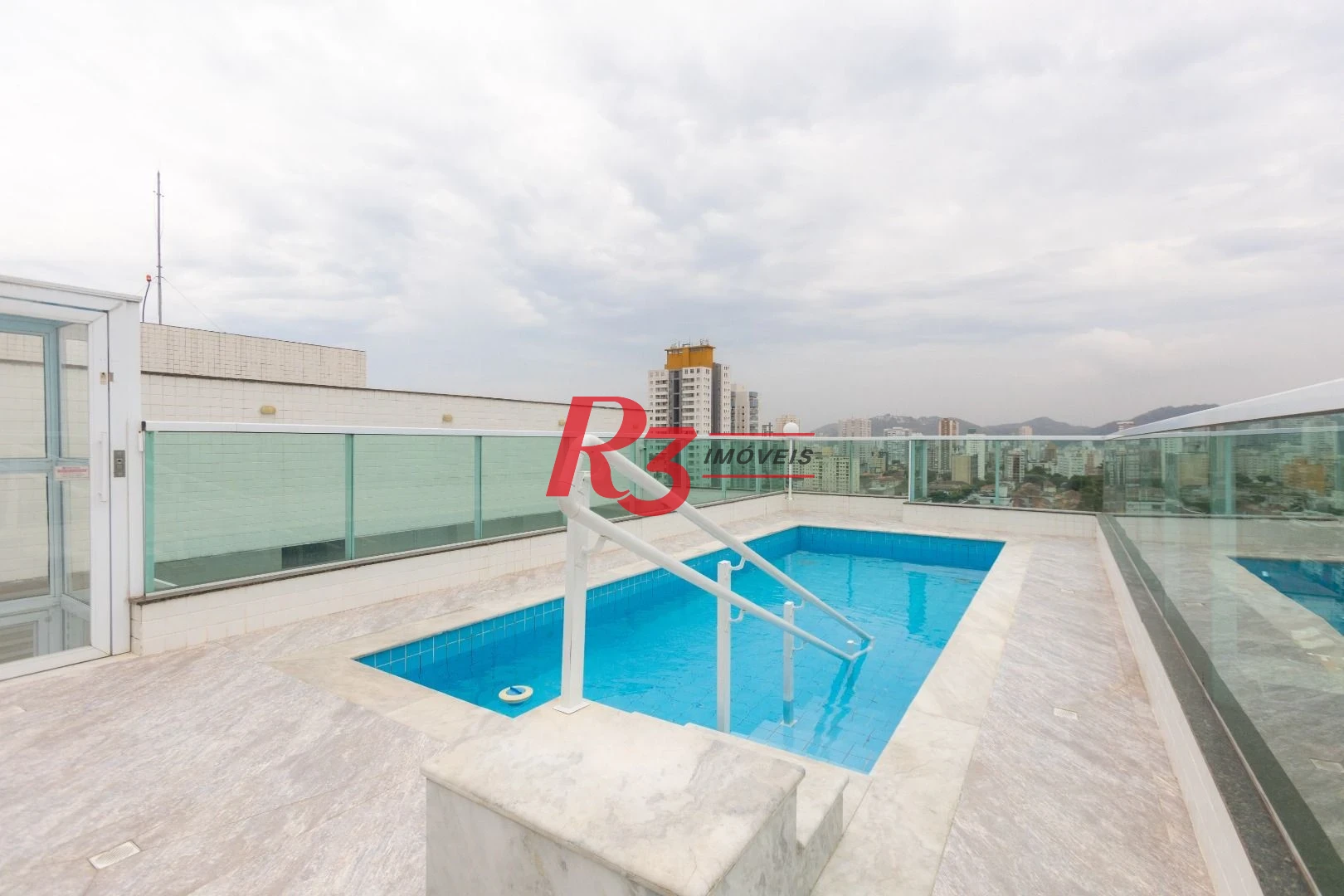 Apartamento com 2 dormitórios à venda, 61 m² por R$ 540.000,00 - Macuco - Santos/SP