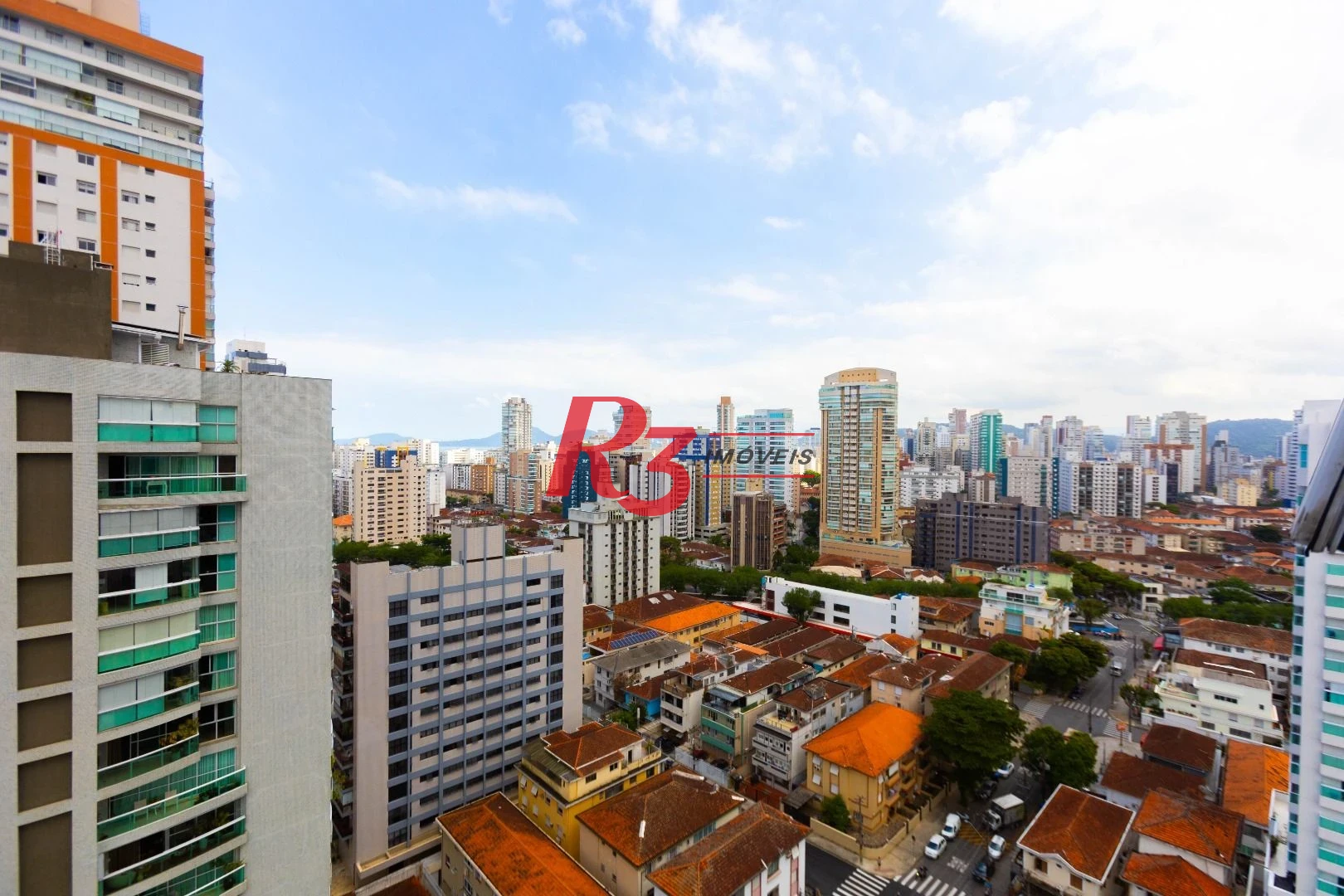 Apartamento com 2 dormitórios à venda, 72 m² por R$ 1.030.000,00 - Embaré - Santos/SP