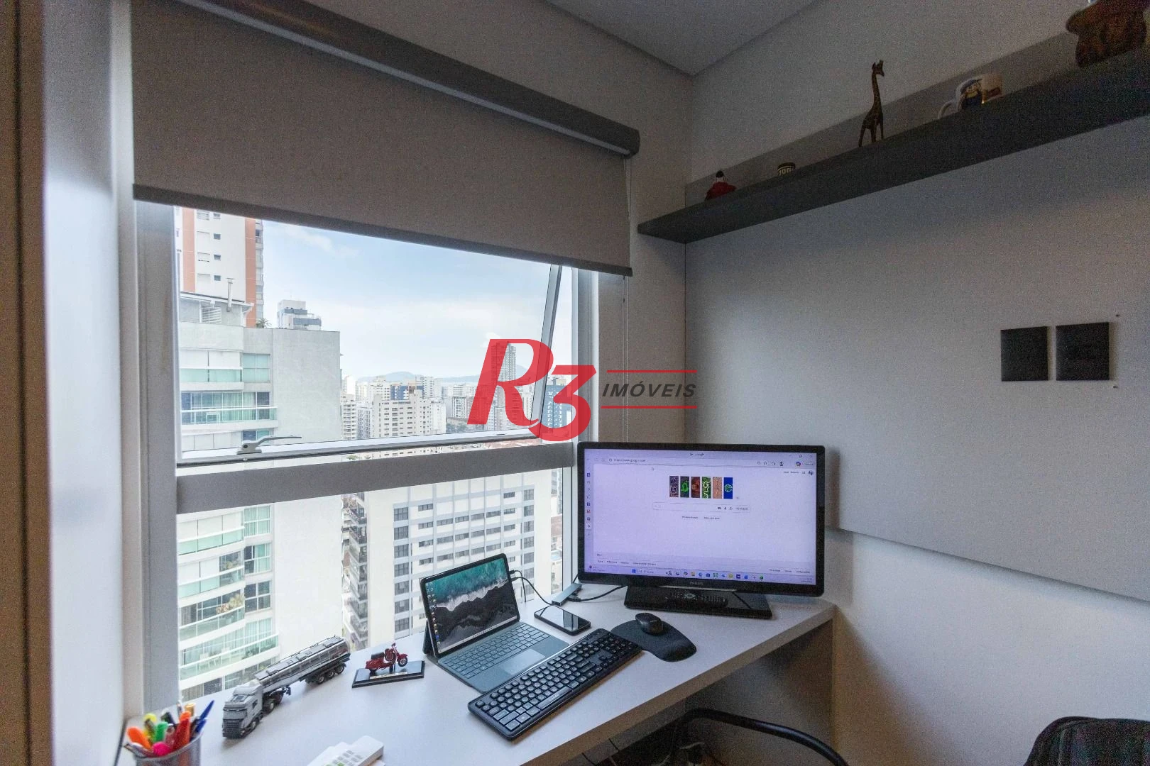 Apartamento com 2 dormitórios à venda, 72 m² por R$ 1.030.000,00 - Embaré - Santos/SP