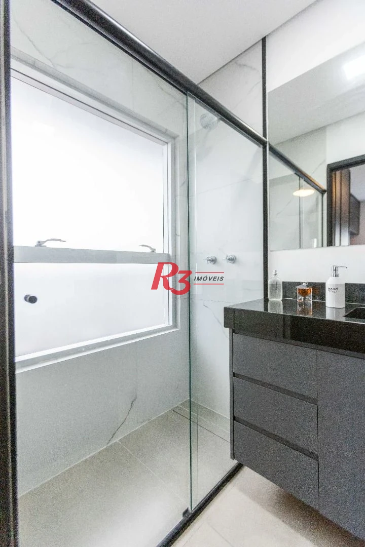 Apartamento com 2 dormitórios à venda, 72 m² por R$ 1.030.000,00 - Embaré - Santos/SP