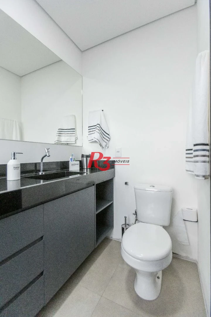 Apartamento com 2 dormitórios à venda, 72 m² por R$ 1.030.000,00 - Embaré - Santos/SP