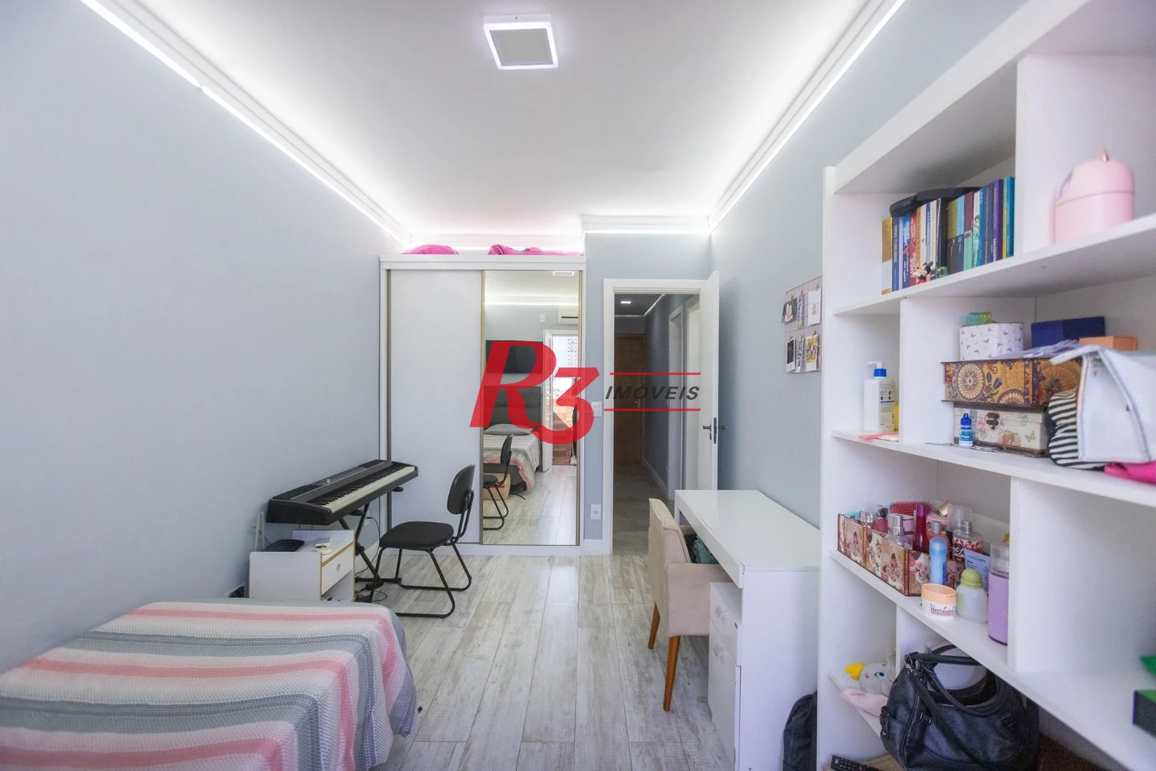 Apartamento com 3 dormitórios à venda, 120 m² por R$ 1.064.000,00 - Embaré - Santos/SP