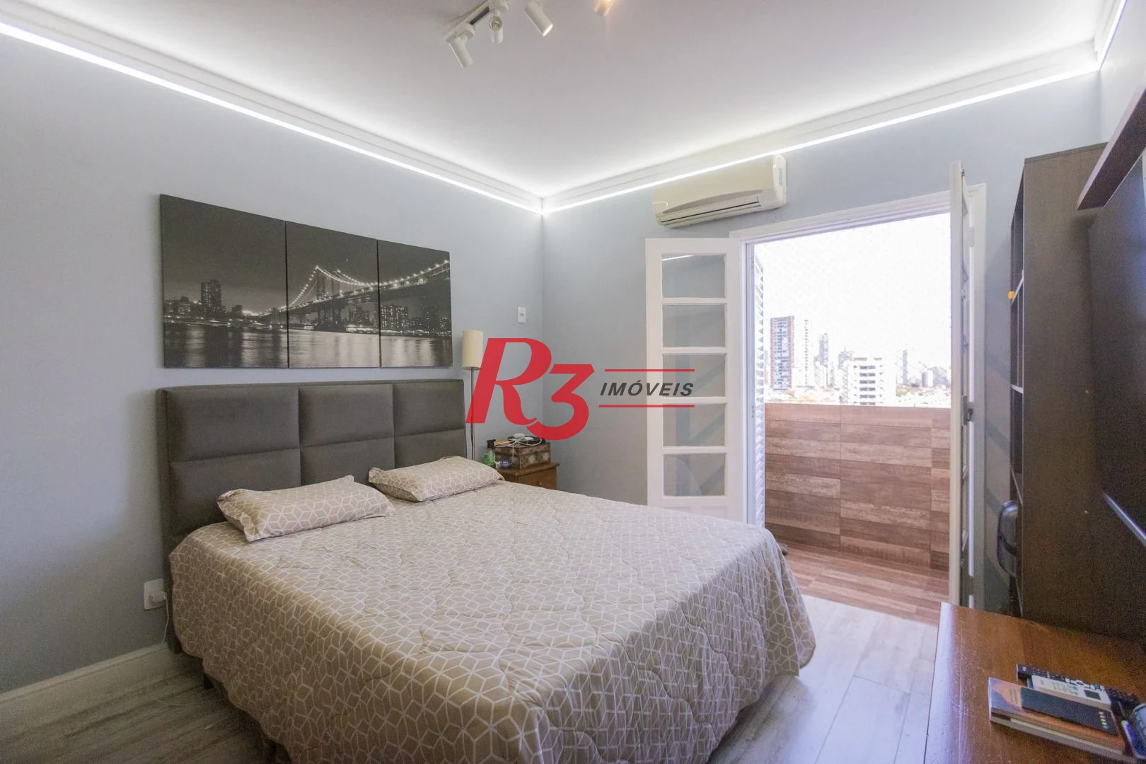 Apartamento com 3 dormitórios à venda, 120 m² por R$ 1.064.000,00 - Embaré - Santos/SP