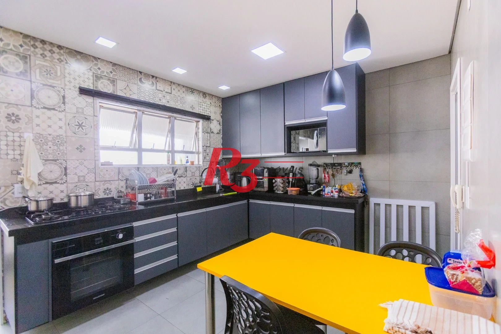 Apartamento com 3 dormitórios à venda, 120 m² por R$ 1.064.000,00 - Embaré - Santos/SP