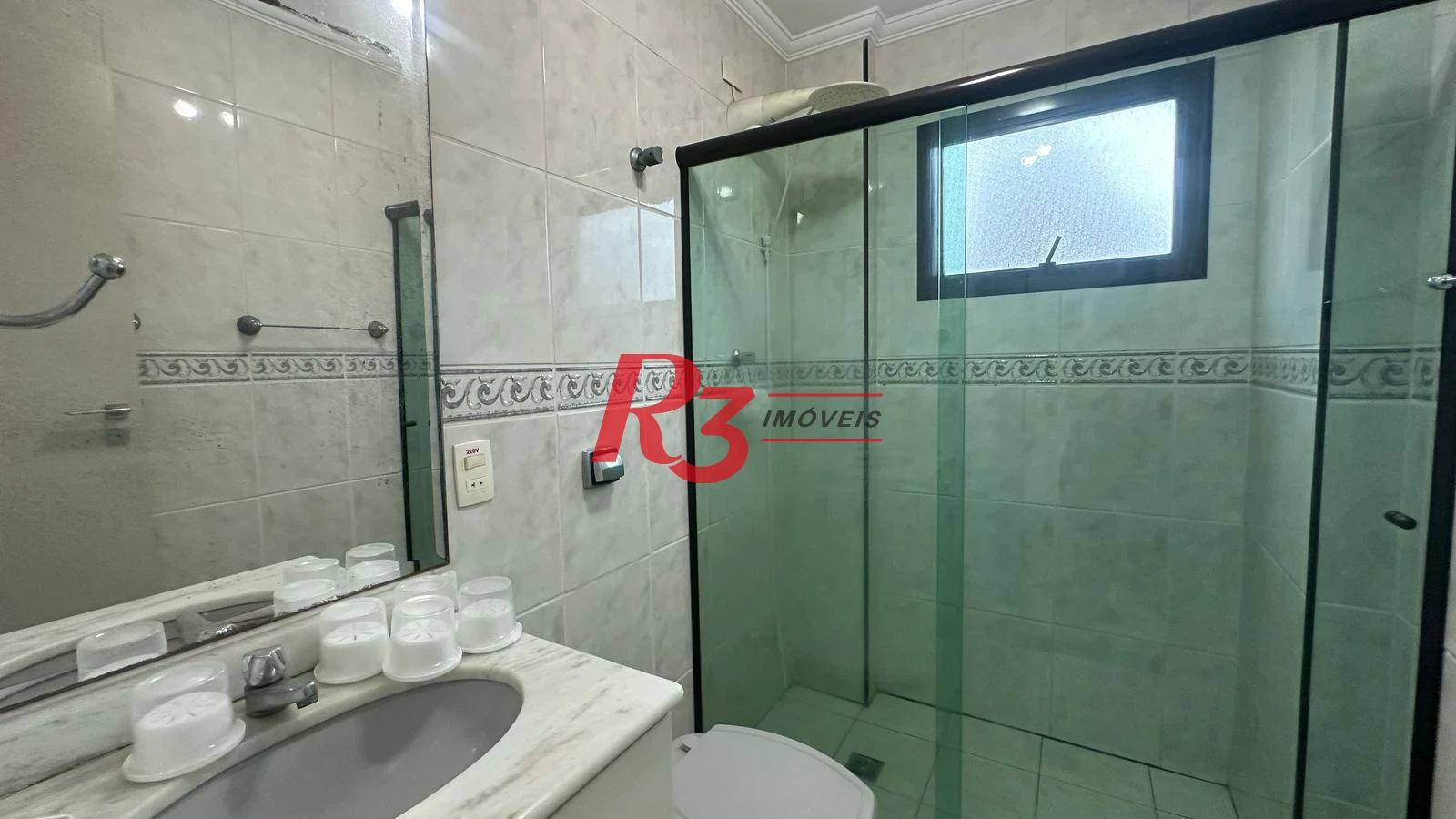 Apartamento com 3 dormitórios à venda, 141 m² por R$ 1.250.000,00 - Pompéia - Santos/SP