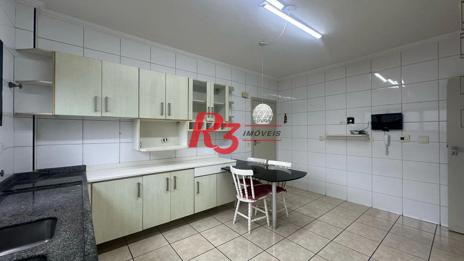 Apartamento com 3 dormitórios à venda, 141 m² por R$ 1.250.000,00 - Pompéia - Santos/SP