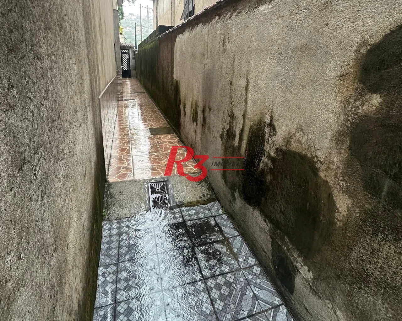 Sobrado com 2 dormitórios à venda, 300 m² por R$ 650.000,00 - Morro de Nova Cintra - Santos/SP
