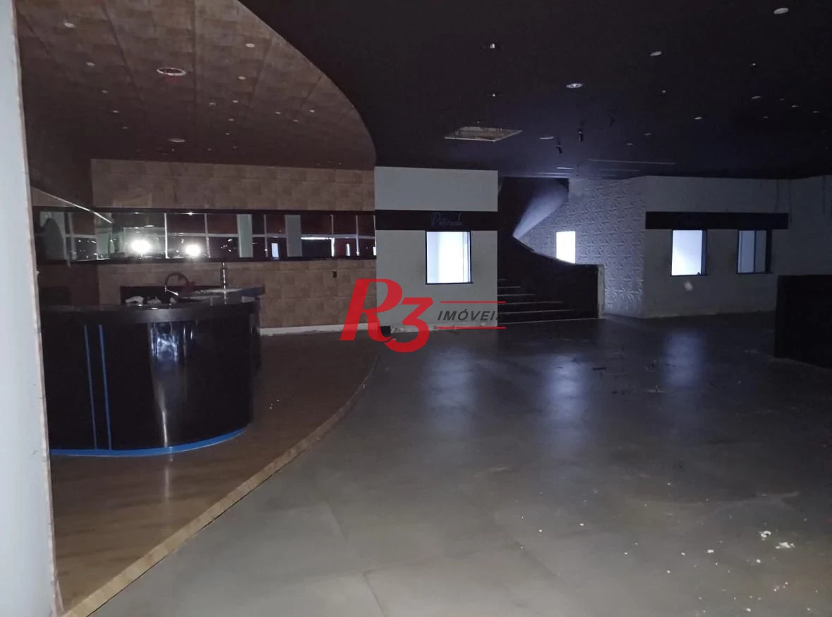 Loja para alugar, 748 m² por R$ 52.122,00/mês - Gonzaga - Santos/SP