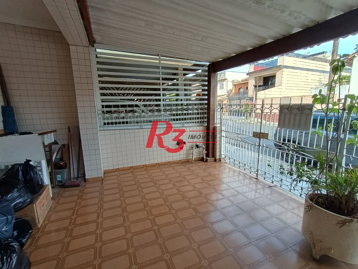 Casa com 2 dormitórios à venda, 120 m² por R$ 500.000,00 - Vila Valença - São Vicente/SP