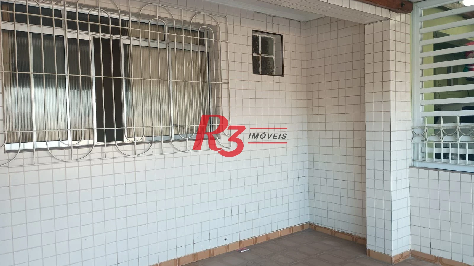 Casa com 2 dormitórios à venda, 120 m² por R$ 500.000,00 - Vila Valença - São Vicente/SP