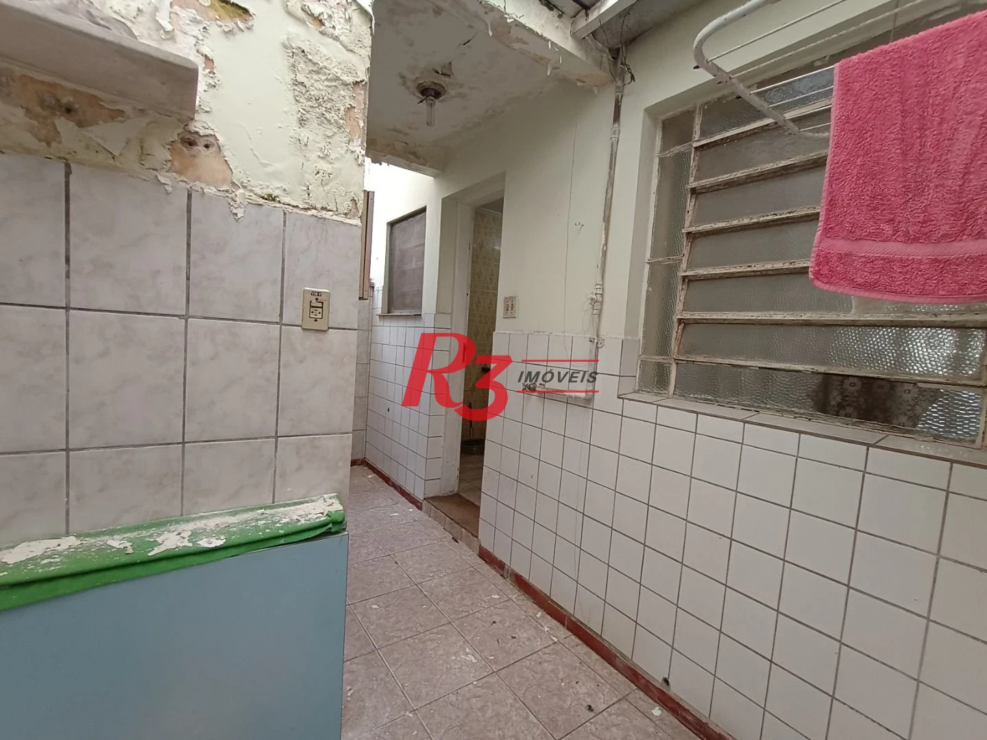 Casa com 2 dormitórios à venda, 120 m² por R$ 500.000,00 - Vila Valença - São Vicente/SP