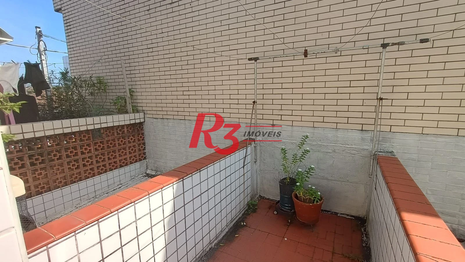 Casa com 2 dormitórios à venda, 120 m² por R$ 500.000,00 - Vila Valença - São Vicente/SP