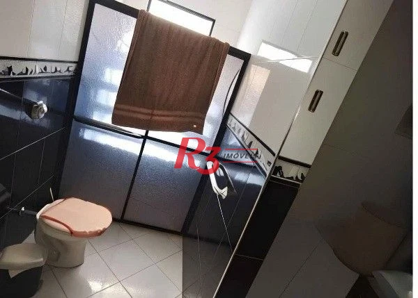 Casa com 2 dormitórios à venda, 180 m² por R$ 480.000,00 - Rádio Club - Santos/SP