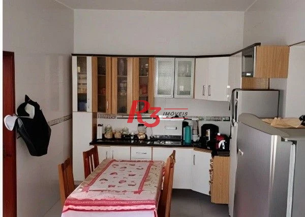 Casa com 2 dormitórios à venda, 180 m² por R$ 480.000,00 - Rádio Club - Santos/SP