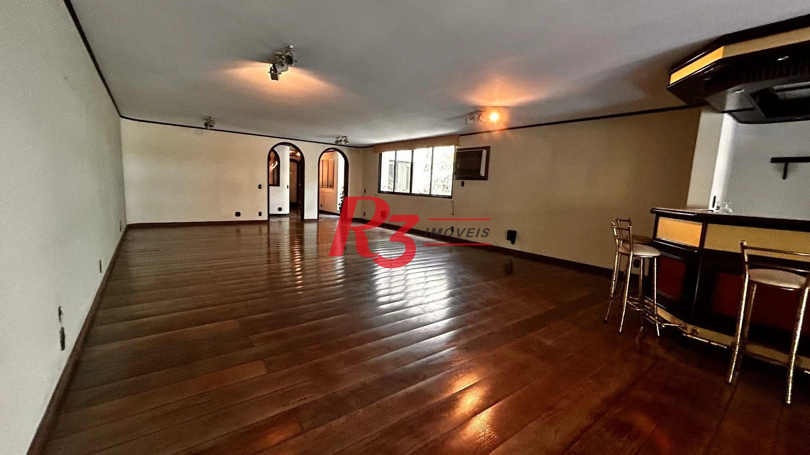 Apartamento com 4 dormitórios à venda, 445 m² por R$ 4.700.000,00 - Boqueirão - Santos/SP