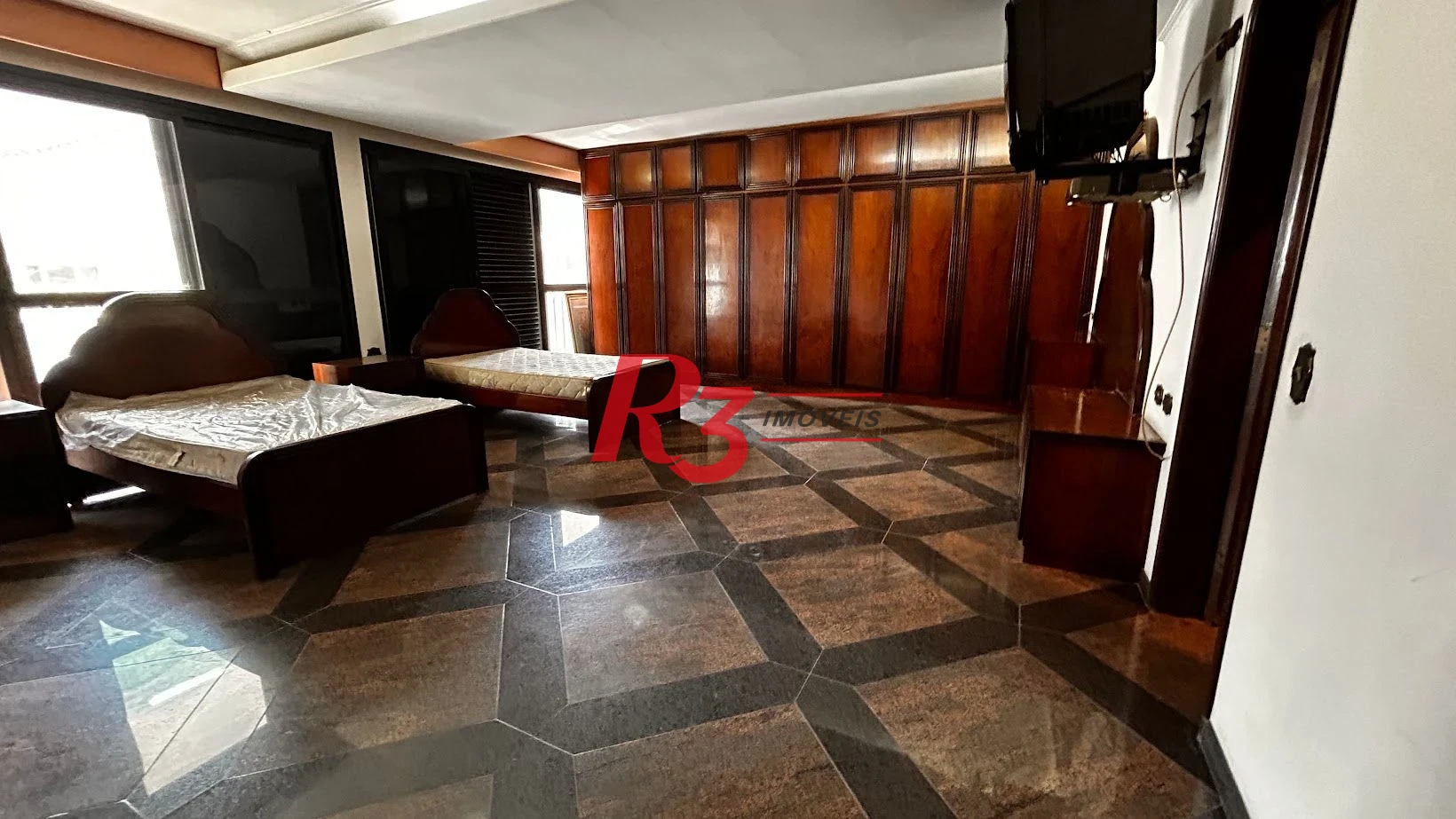 Apartamento com 4 dormitórios à venda, 445 m² por R$ 4.700.000,00 - Boqueirão - Santos/SP