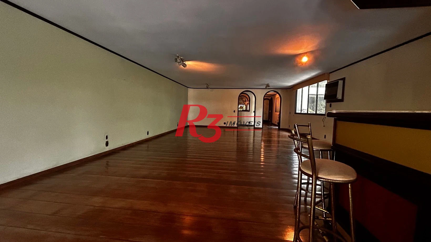 Apartamento com 4 dormitórios à venda, 445 m² por R$ 4.700.000,00 - Boqueirão - Santos/SP