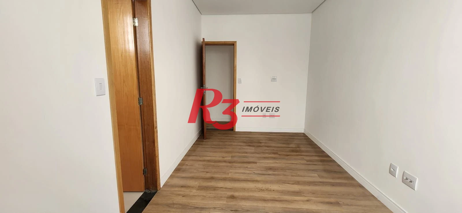 Casa com 4 dormitórios à venda, 230 m² por R$ 1.800.000,00 - Aparecida - Santos/SP