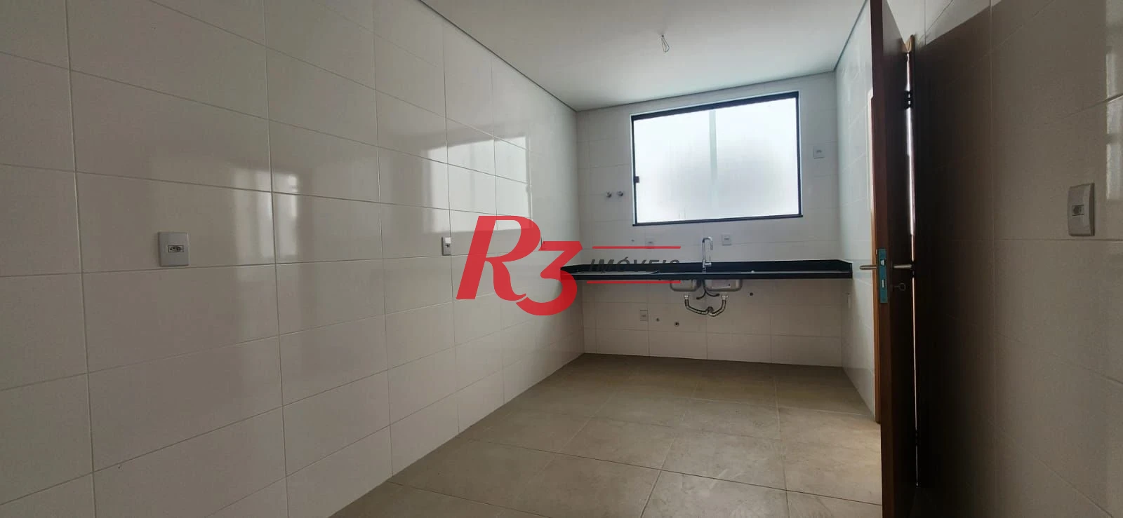 Casa com 4 dormitórios à venda, 230 m² por R$ 1.800.000,00 - Aparecida - Santos/SP