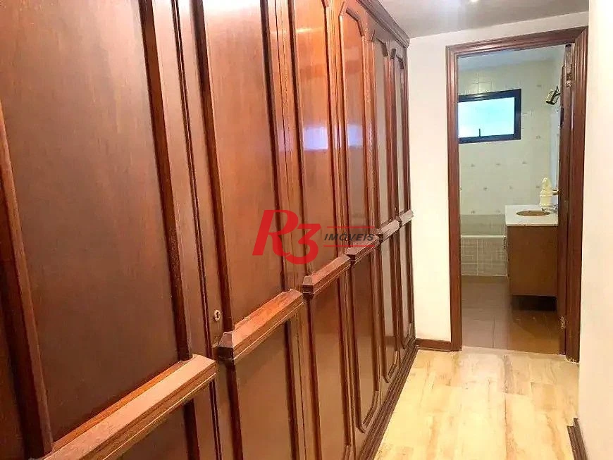 Apartamento com 3 dormitórios à venda, 242 m² por R$ 1.600.000,00 - Boqueirão - Santos/SP