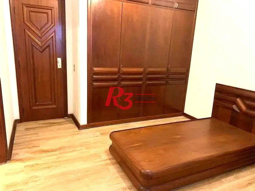 Apartamento com 3 dormitórios à venda, 242 m² por R$ 1.600.000,00 - Boqueirão - Santos/SP