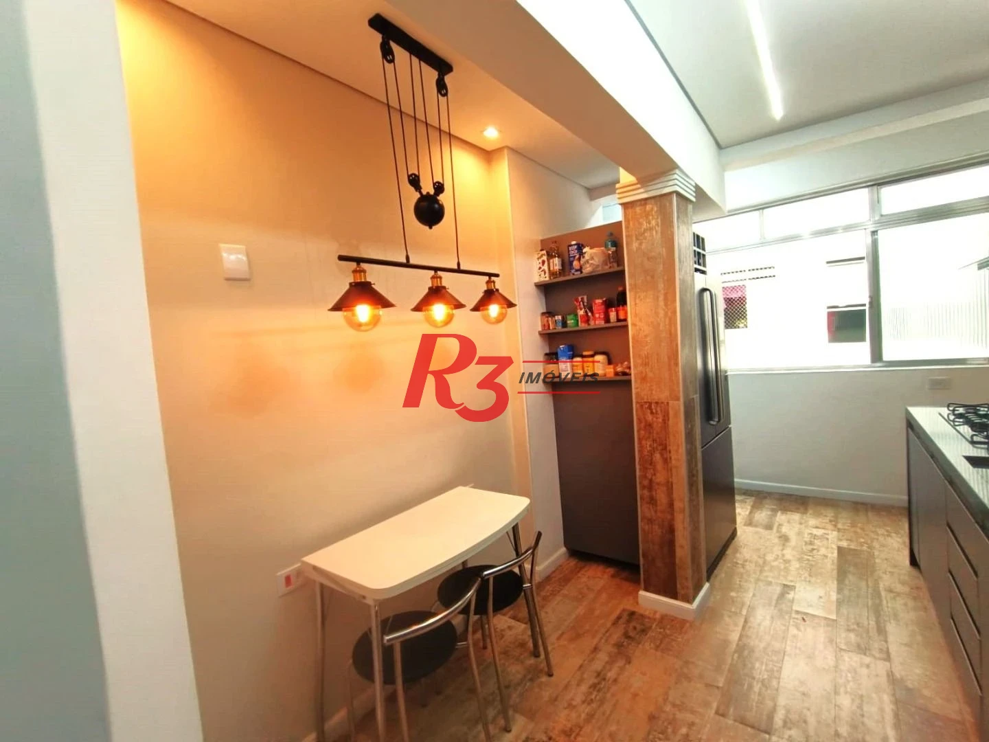 Apartamento com 2 dormitórios à venda, 133 m² por R$ 1.050.000,00 - Embaré - Santos/SP