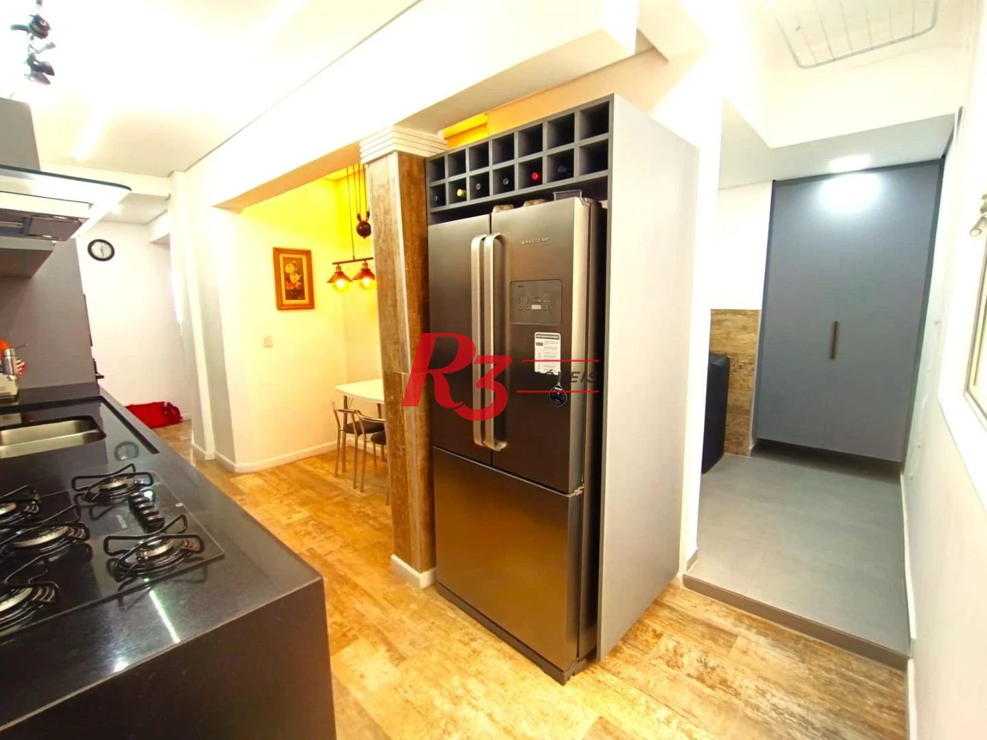 Apartamento com 2 dormitórios à venda, 133 m² por R$ 1.050.000,00 - Embaré - Santos/SP