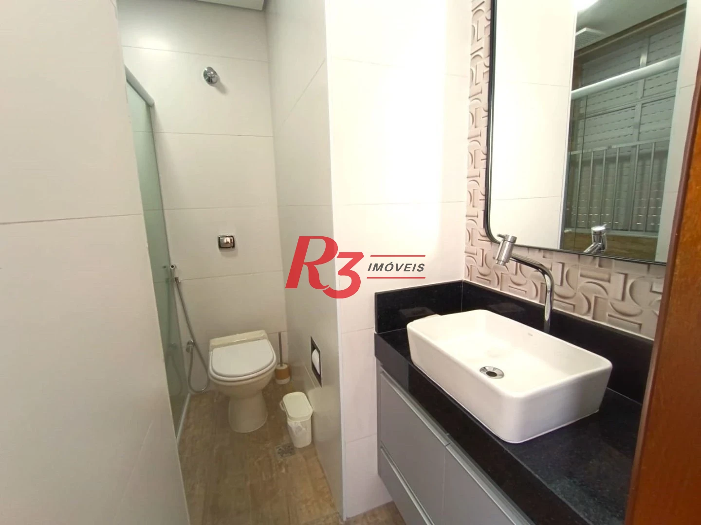 Apartamento com 2 dormitórios à venda, 133 m² por R$ 1.050.000,00 - Embaré - Santos/SP