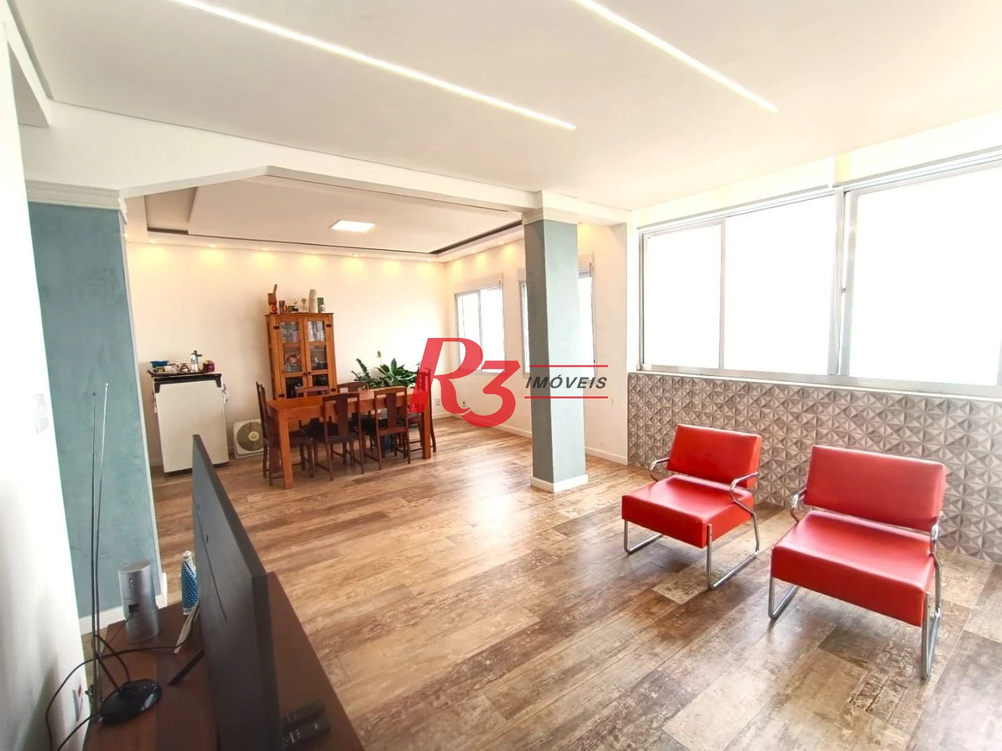 Apartamento com 2 dormitórios à venda, 133 m² por R$ 1.050.000,00 - Embaré - Santos/SP