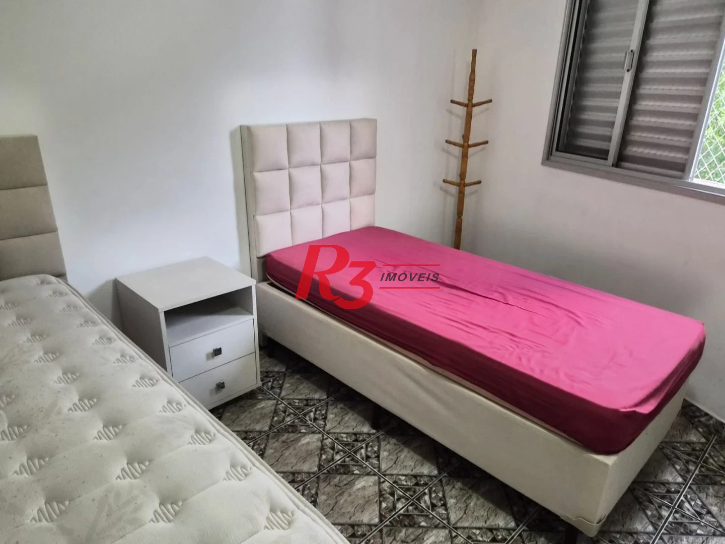 Apartamento com 2 dormitórios à venda, 70 m² por R$ 400.000,00 - Itararé - São Vicente/SP