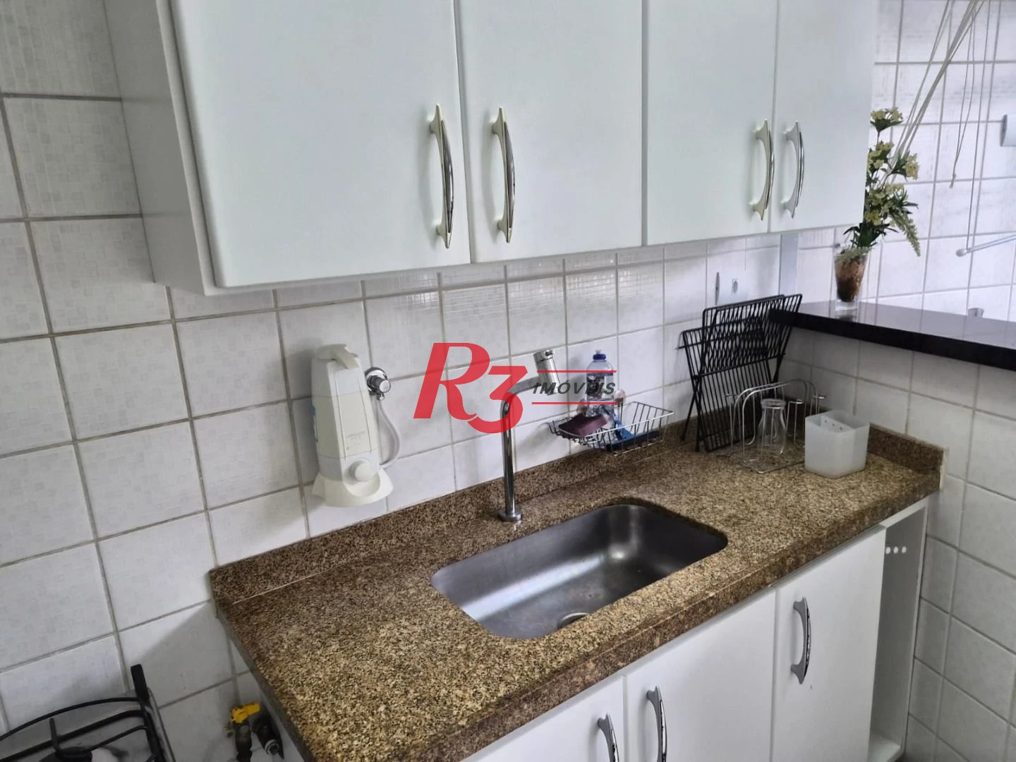 Apartamento com 2 dormitórios à venda, 70 m² por R$ 400.000,00 - Itararé - São Vicente/SP