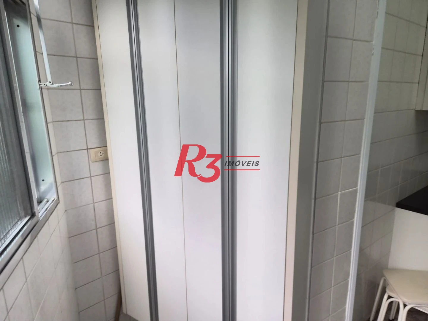 Apartamento com 2 dormitórios à venda, 70 m² por R$ 400.000,00 - Itararé - São Vicente/SP