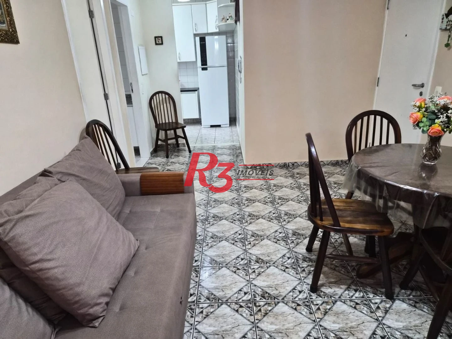 Apartamento com 2 dormitórios à venda, 70 m² por R$ 400.000,00 - Itararé - São Vicente/SP