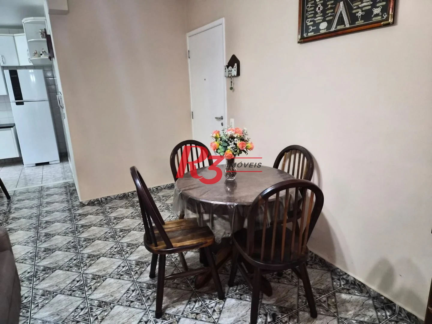 Apartamento com 2 dormitórios à venda, 70 m² por R$ 400.000,00 - Itararé - São Vicente/SP