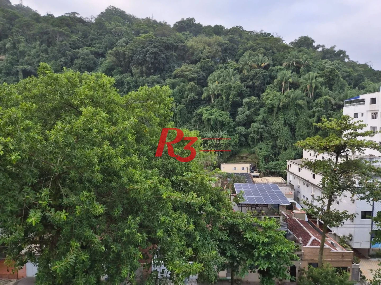 Apartamento com 2 dormitórios à venda, 70 m² por R$ 400.000,00 - Itararé - São Vicente/SP