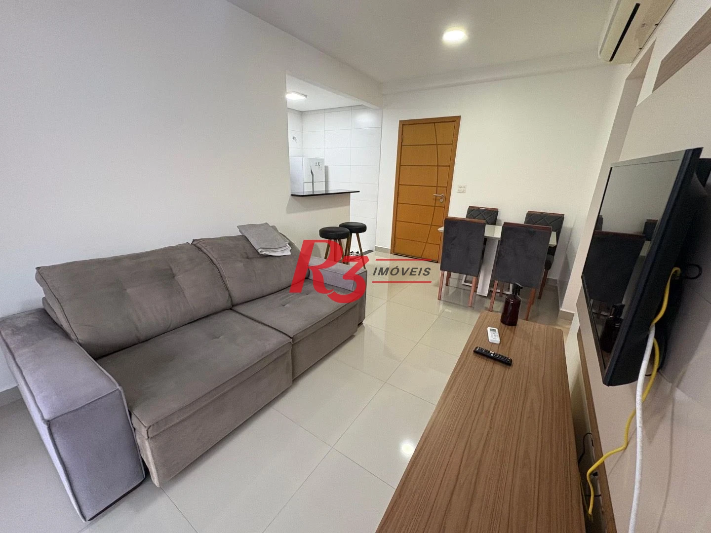 Apartamento com 1 dormitório para alugar, 54 m² por R$ 5.800,00/mês - Embaré - Santos/SP