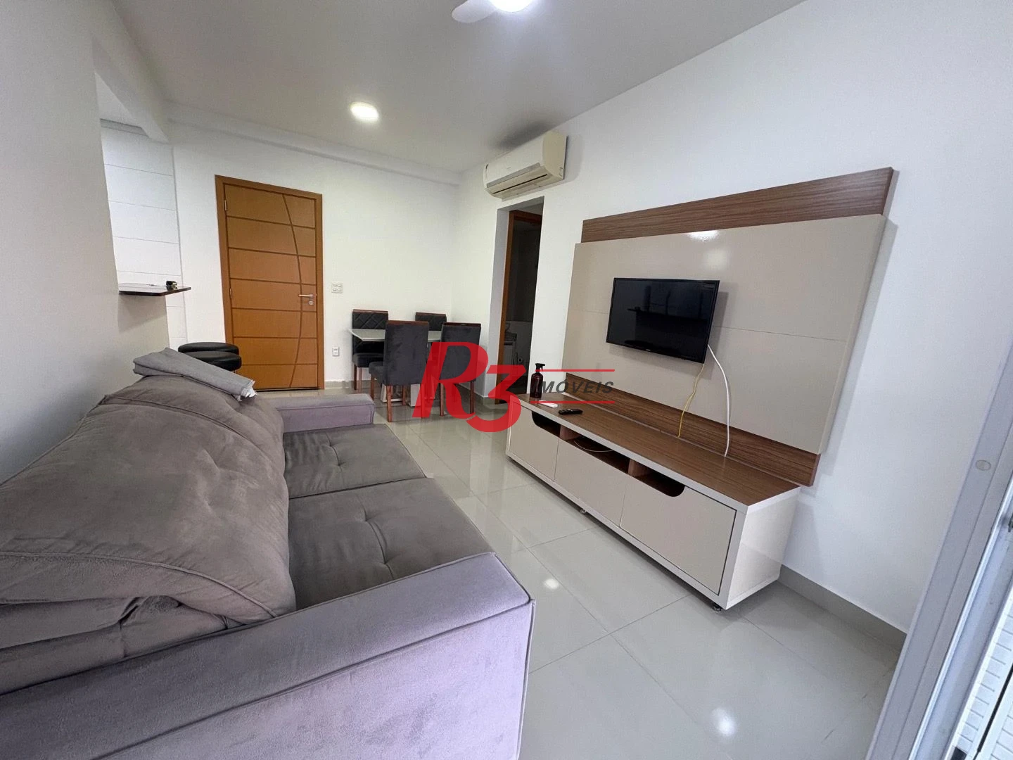 Apartamento com 1 dormitório para alugar, 54 m² por R$ 5.800,00/mês - Embaré - Santos/SP