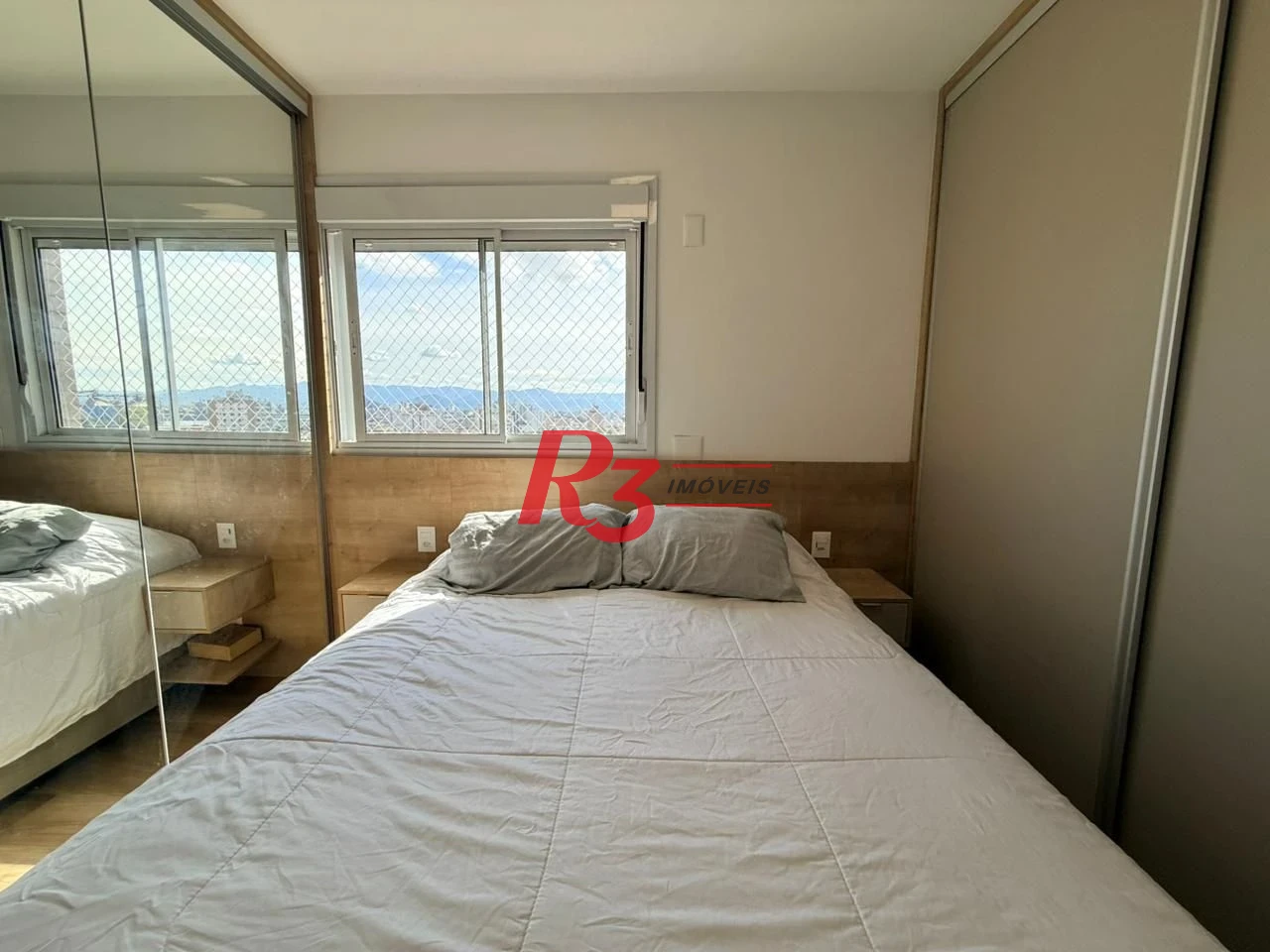 Apartamento com 2 dormitórios à venda, 86 m² por R$ 1.350.000,00 - Ponta da Praia - Santos/SP